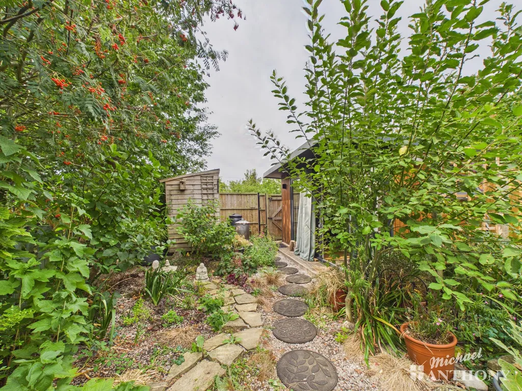 Linnet Drive, Westcott, Aylesbury, HP18 0PB, photo 16