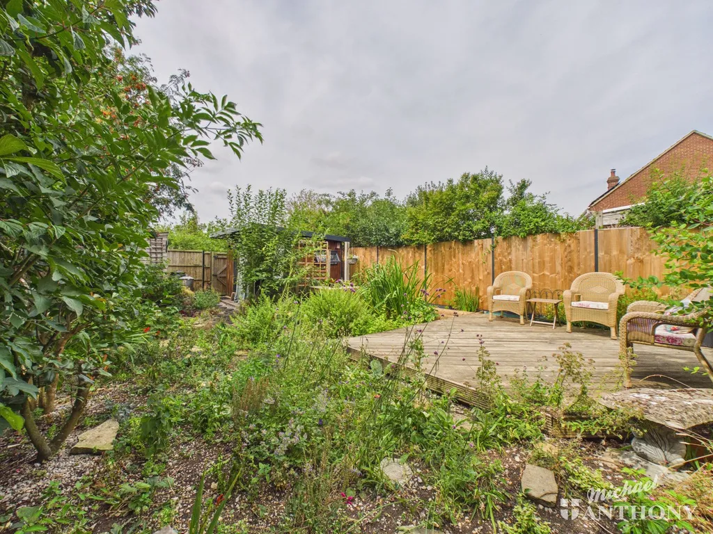 Linnet Drive, Westcott, Aylesbury, HP18 0PB, photo 3