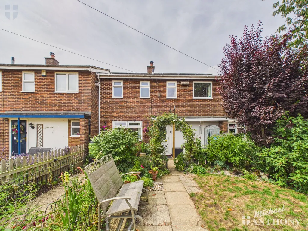 2 bed property for sale — Linnet Drive, Westcott, Aylesbury, HP18 0PB