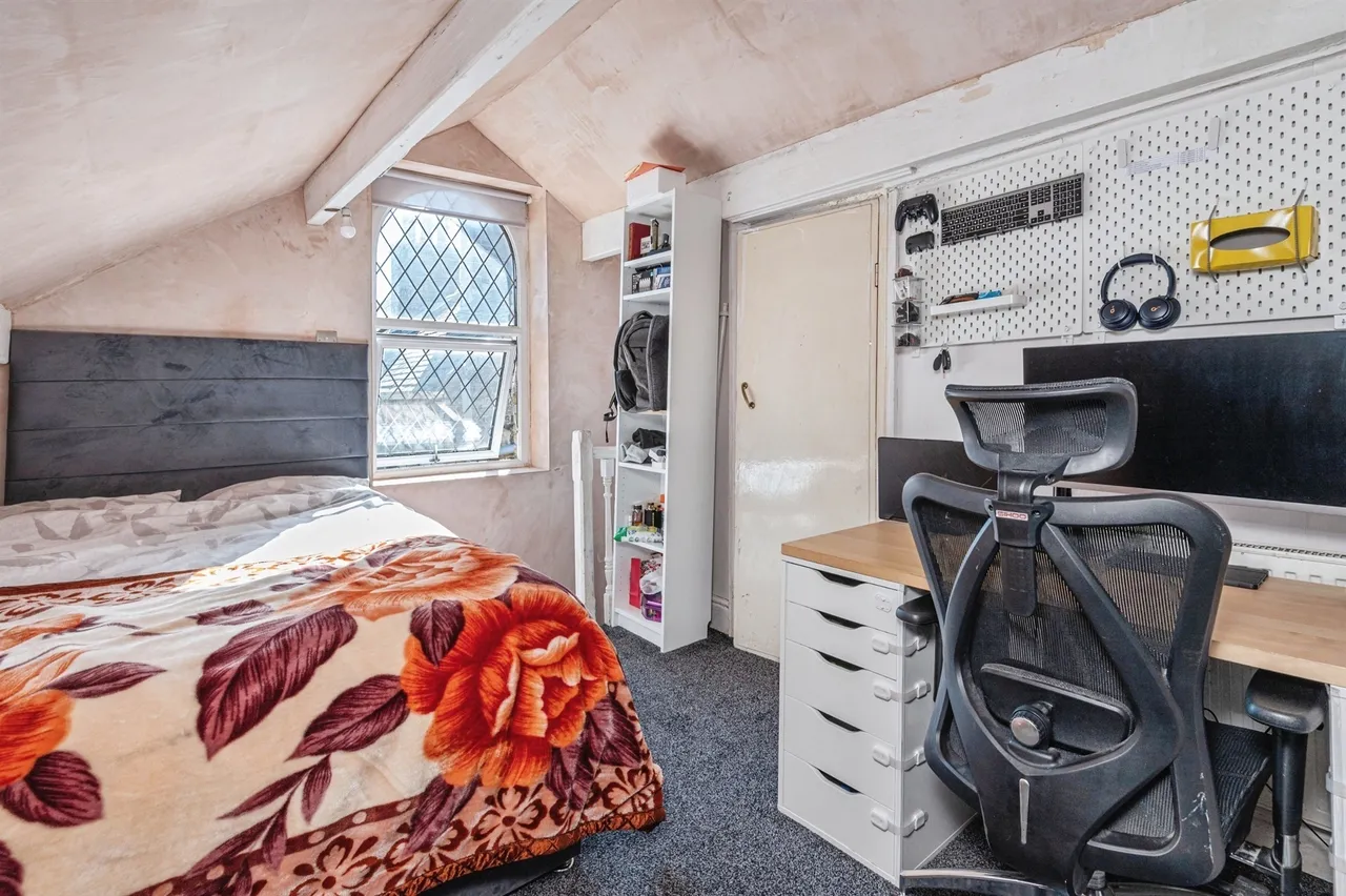 Wakefield Road, Huddersfield, HD5, photo 7