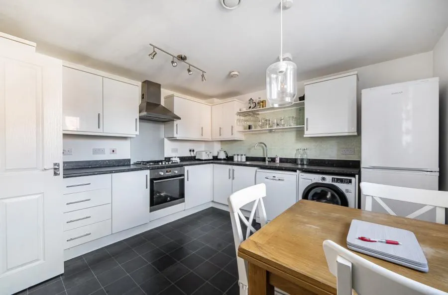 Prince Rupert Drive, Aylesbury, HP19, photo 3