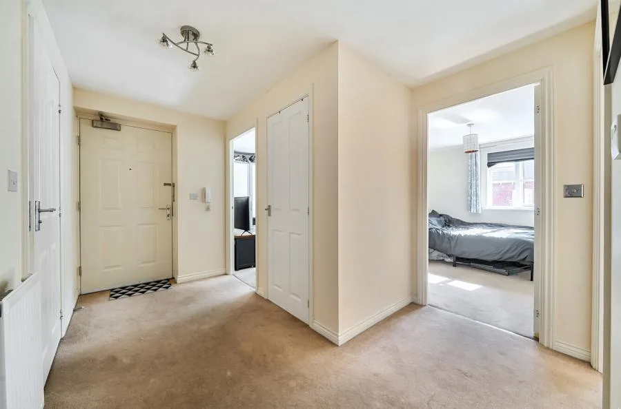 Prince Rupert Drive, Aylesbury, HP19, photo 9