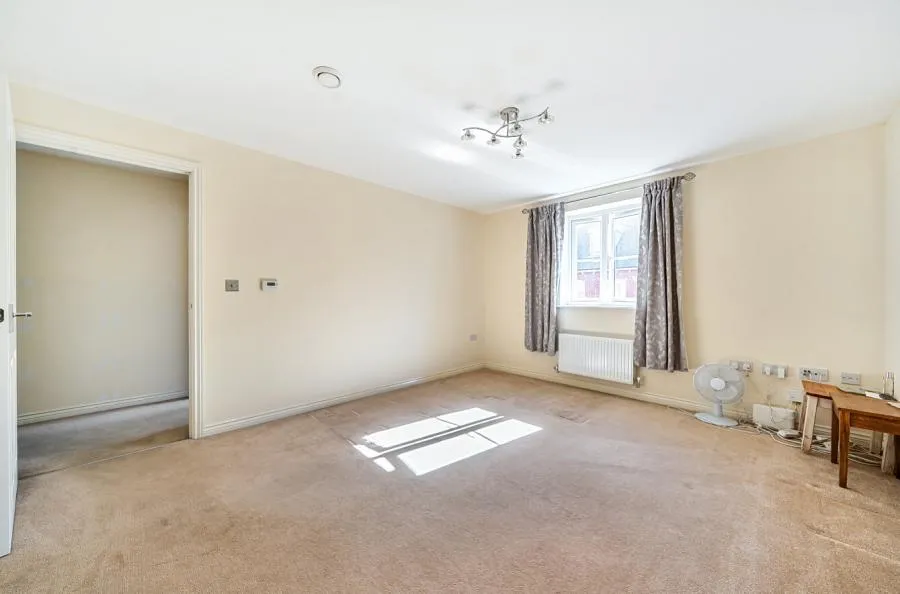 Prince Rupert Drive, Aylesbury, HP19, photo 4