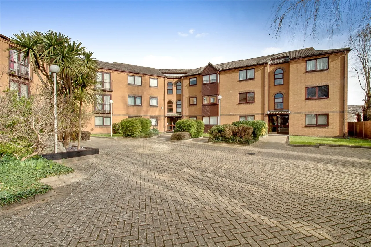 Westgate Court, Waltham Cross, photo 15
