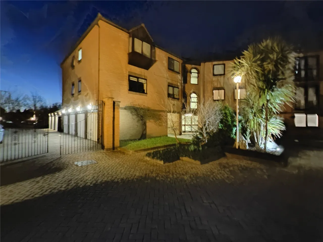 Westgate Court, Waltham Cross, photo 6