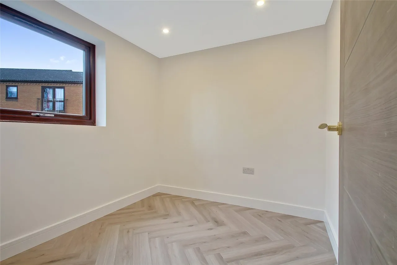Westgate Court, Waltham Cross, photo 12