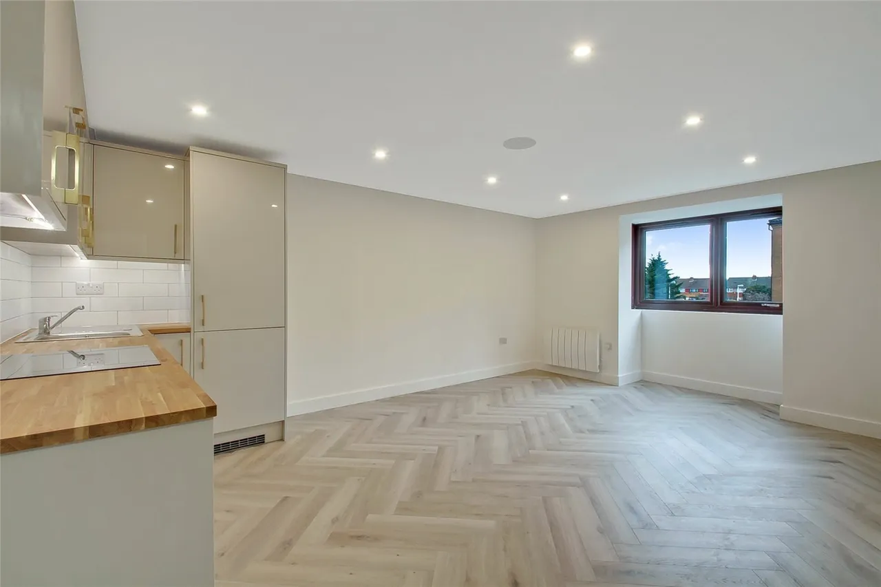 Westgate Court, Waltham Cross, photo 11