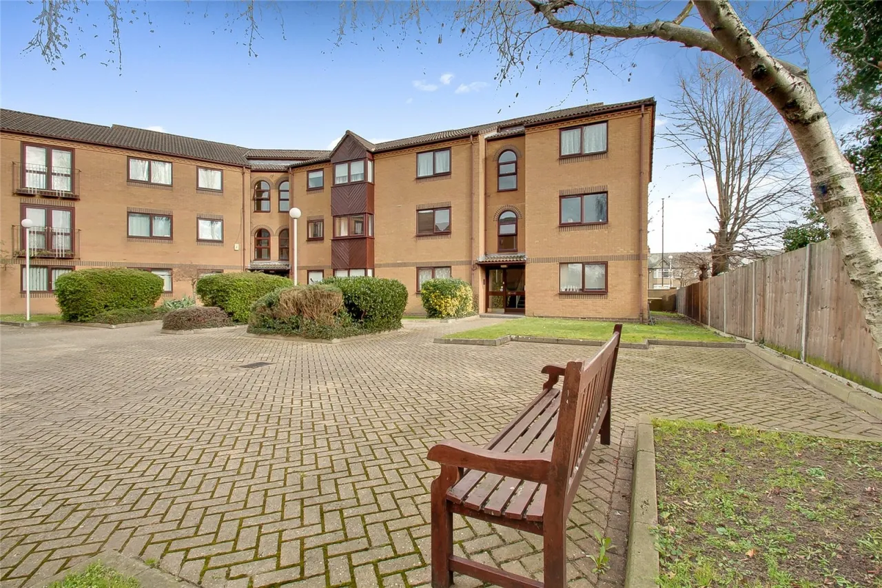 Westgate Court, Waltham Cross, photo 18
