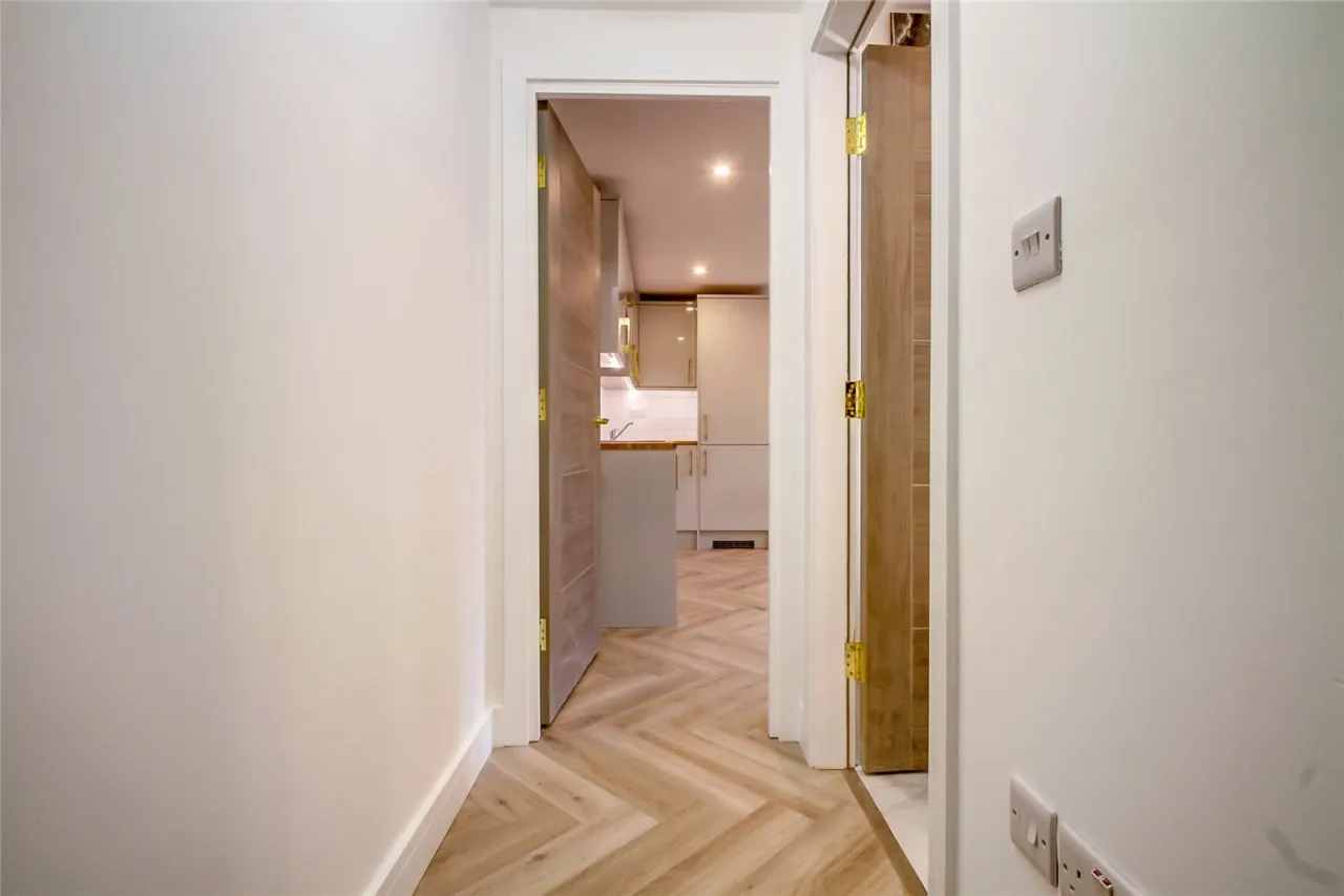 Westgate Court, Waltham Cross, photo 7