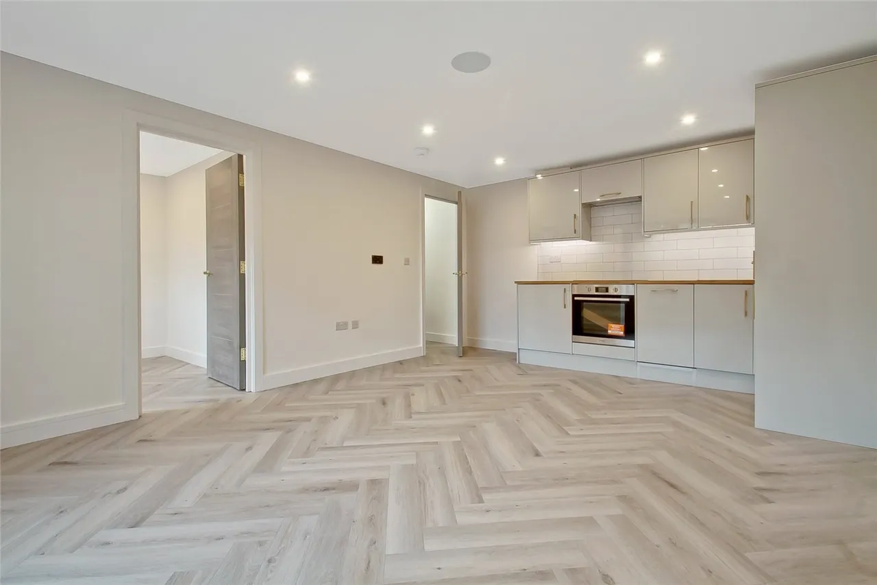 Westgate Court, Waltham Cross, photo 8