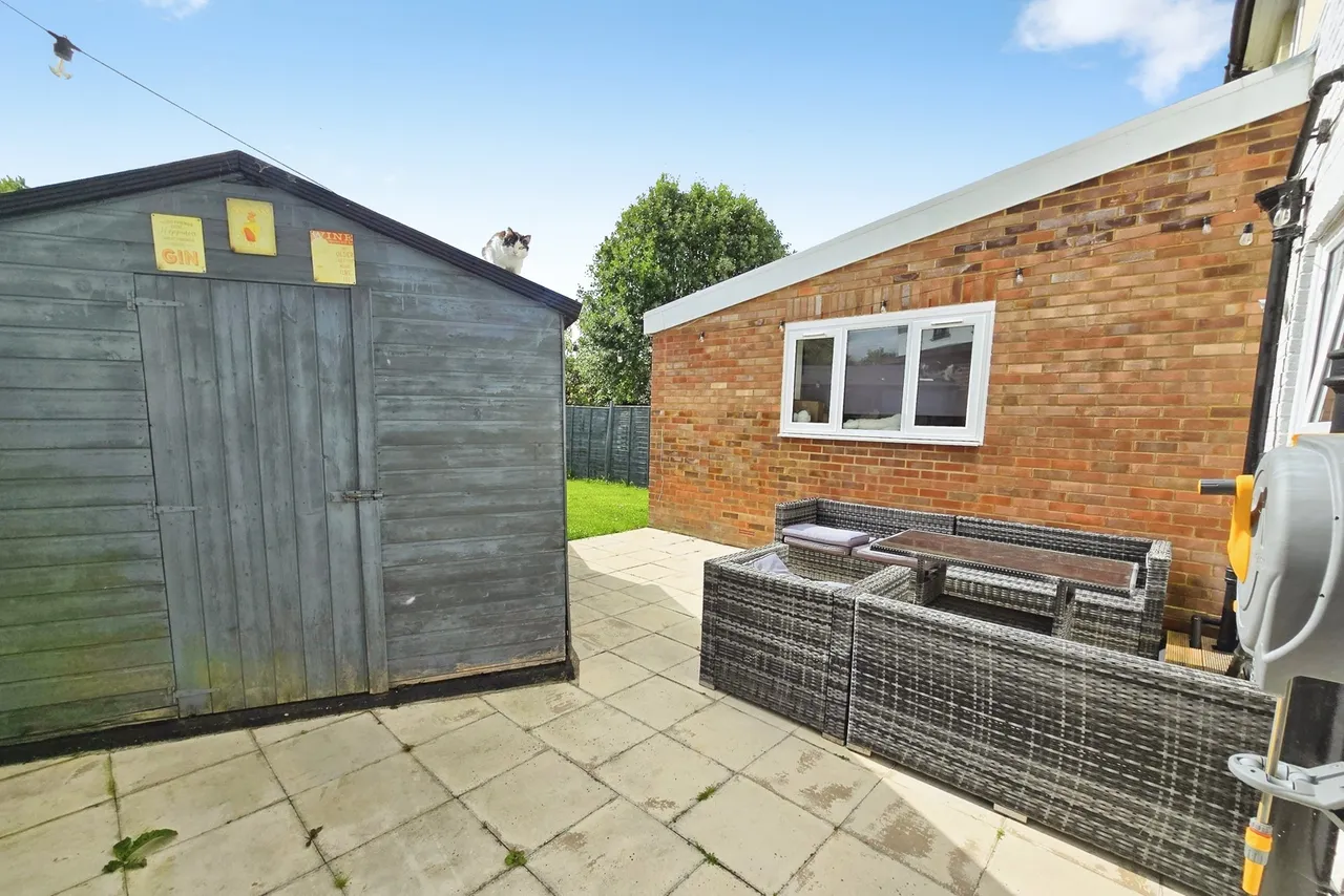 May Crescent, Ash, Surrey, GU12 6PT, photo 14