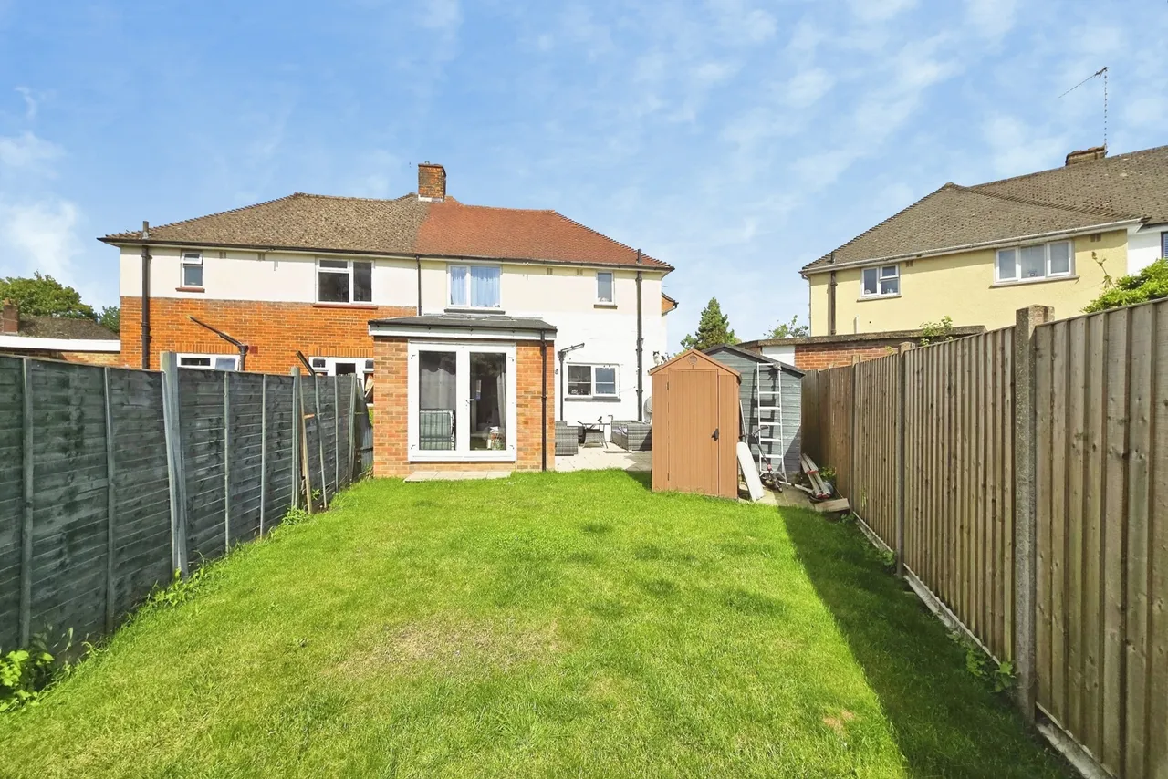 May Crescent, Ash, Surrey, GU12 6PT, photo 15