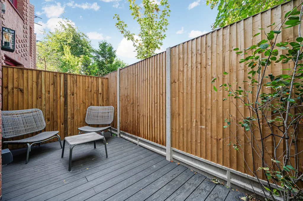 Oak Mews, Fortis Green, London N2, photo 10