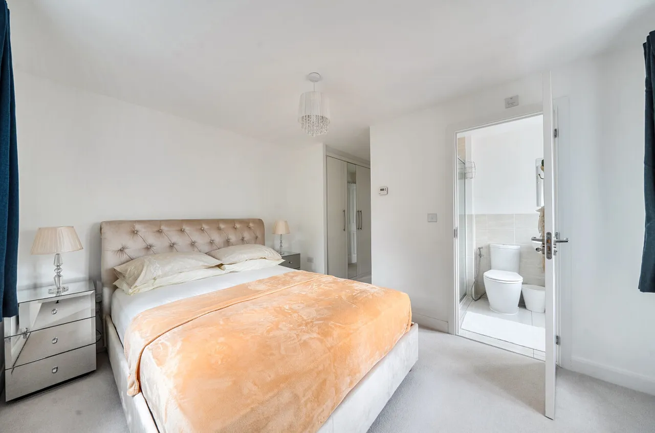 Baker Crescent, Wokingham, Berkshire, RG40 1GR, photo 4