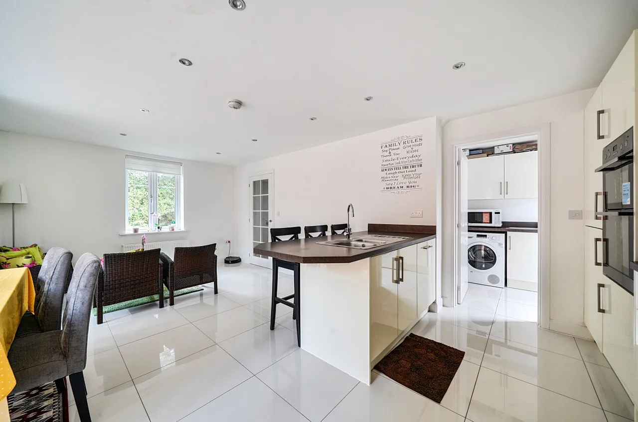 Baker Crescent, Wokingham, Berkshire, RG40 1GR, photo 7