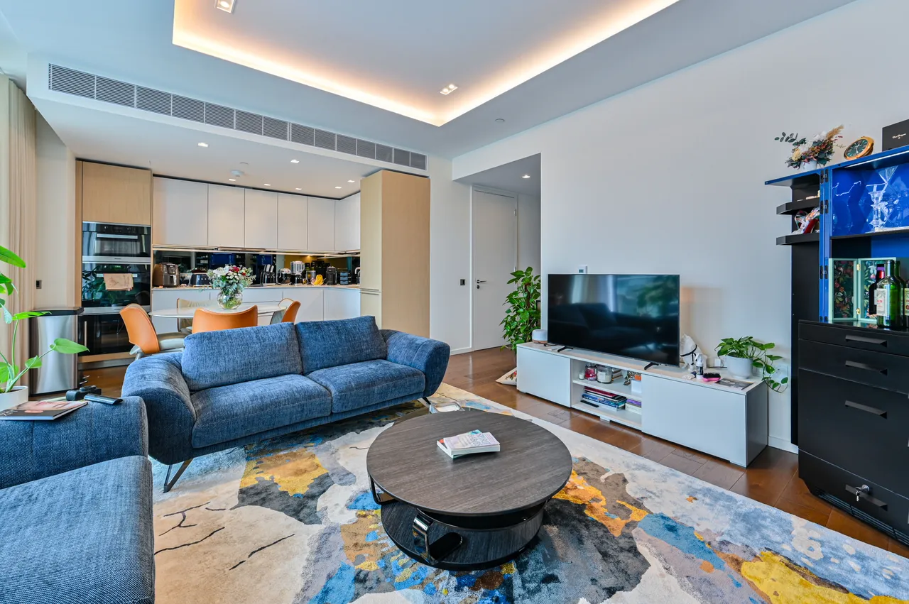 2 bed flat for sale — Flat 7.02, 1 Lillie Square, London