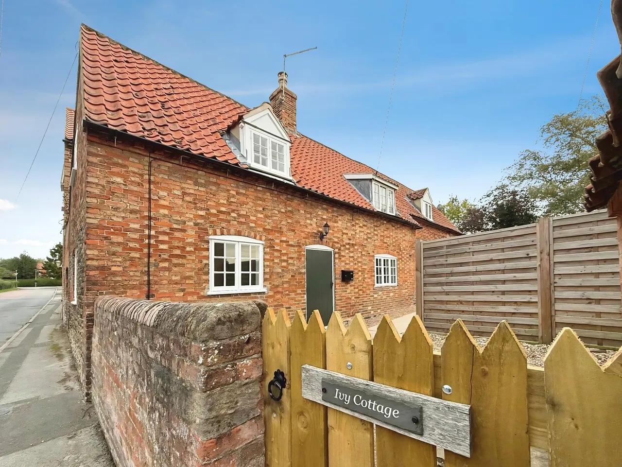 3 bed house to rent, Spring Lane, Flintham, NG23