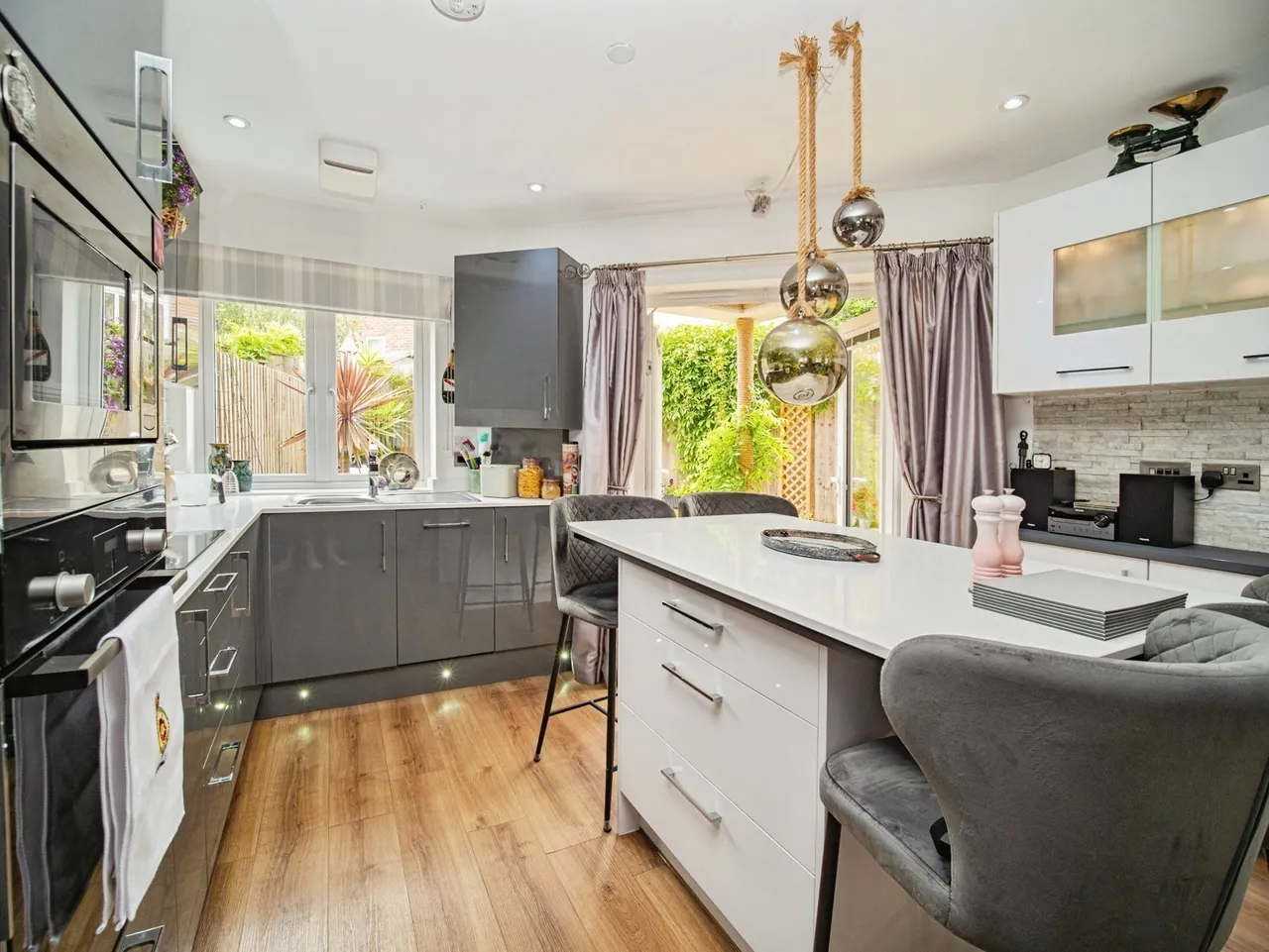 Coniston Crescent, Weymouth, DT3, photo 7