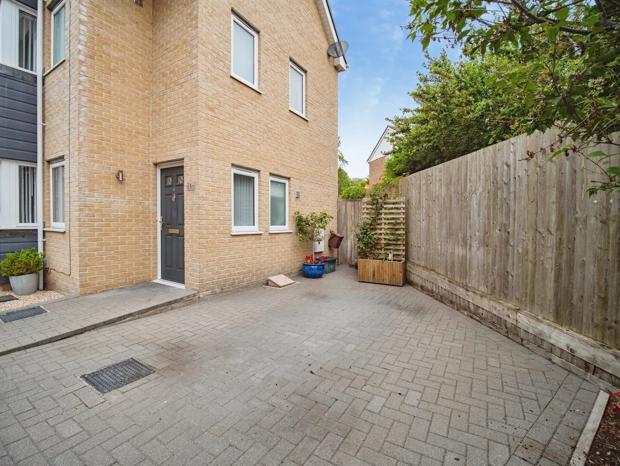 Coniston Crescent, Weymouth, DT3, photo 15