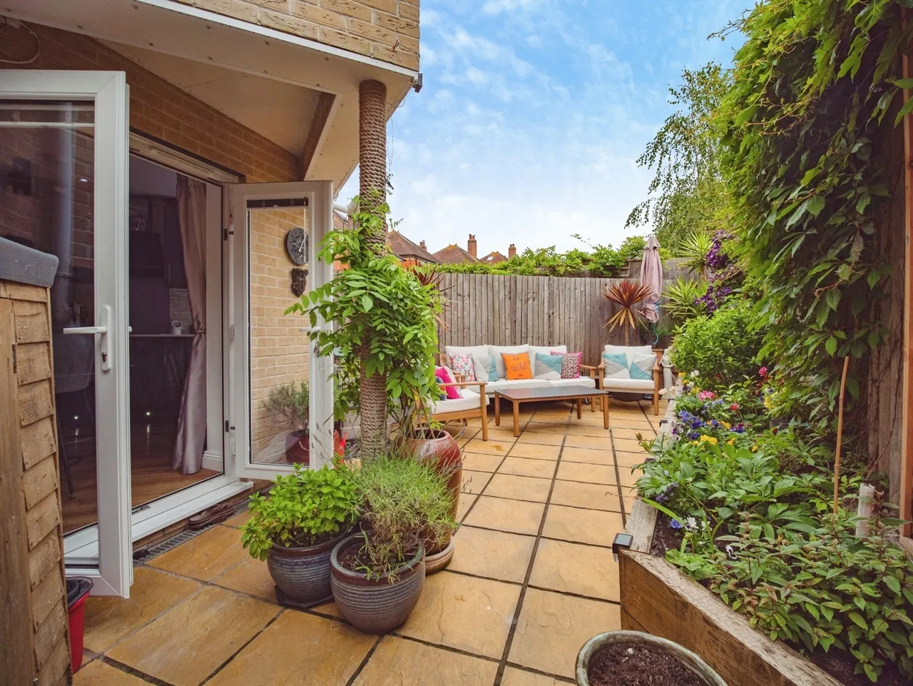 Coniston Crescent, Weymouth, DT3, photo 4