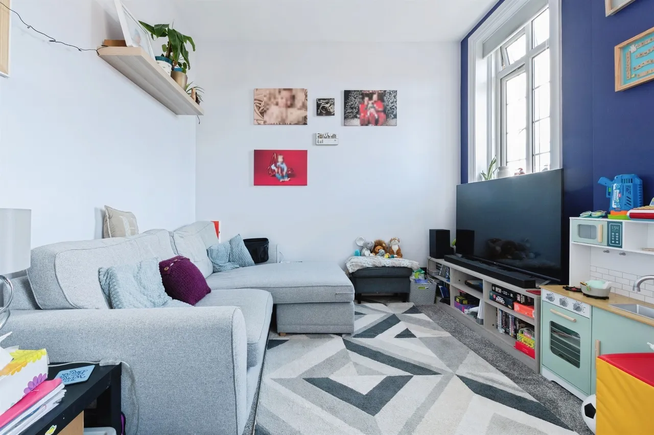 2 bed flat for sale — Wimborne Road, BOURNEMOUTH
