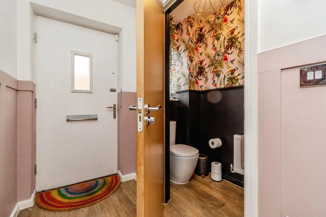 Ceramic Close, WEDNESBURY, photo 9