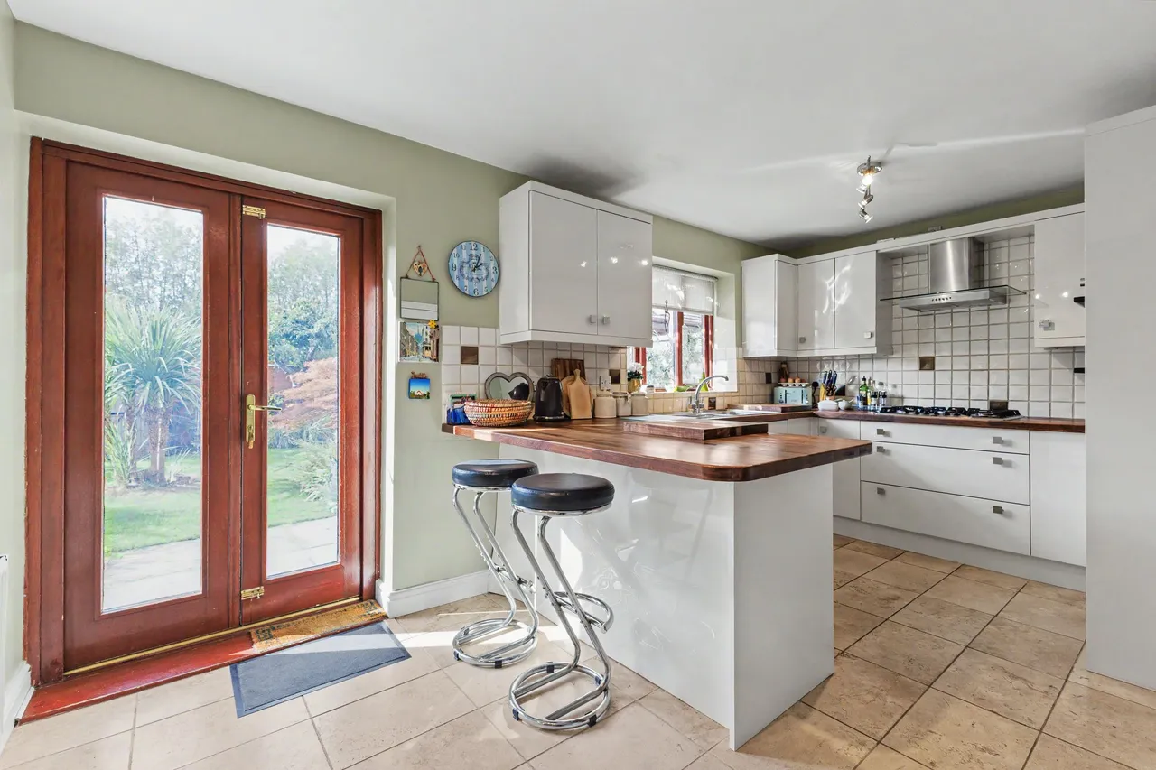 Millers Bank, Broom, B50, photo 3