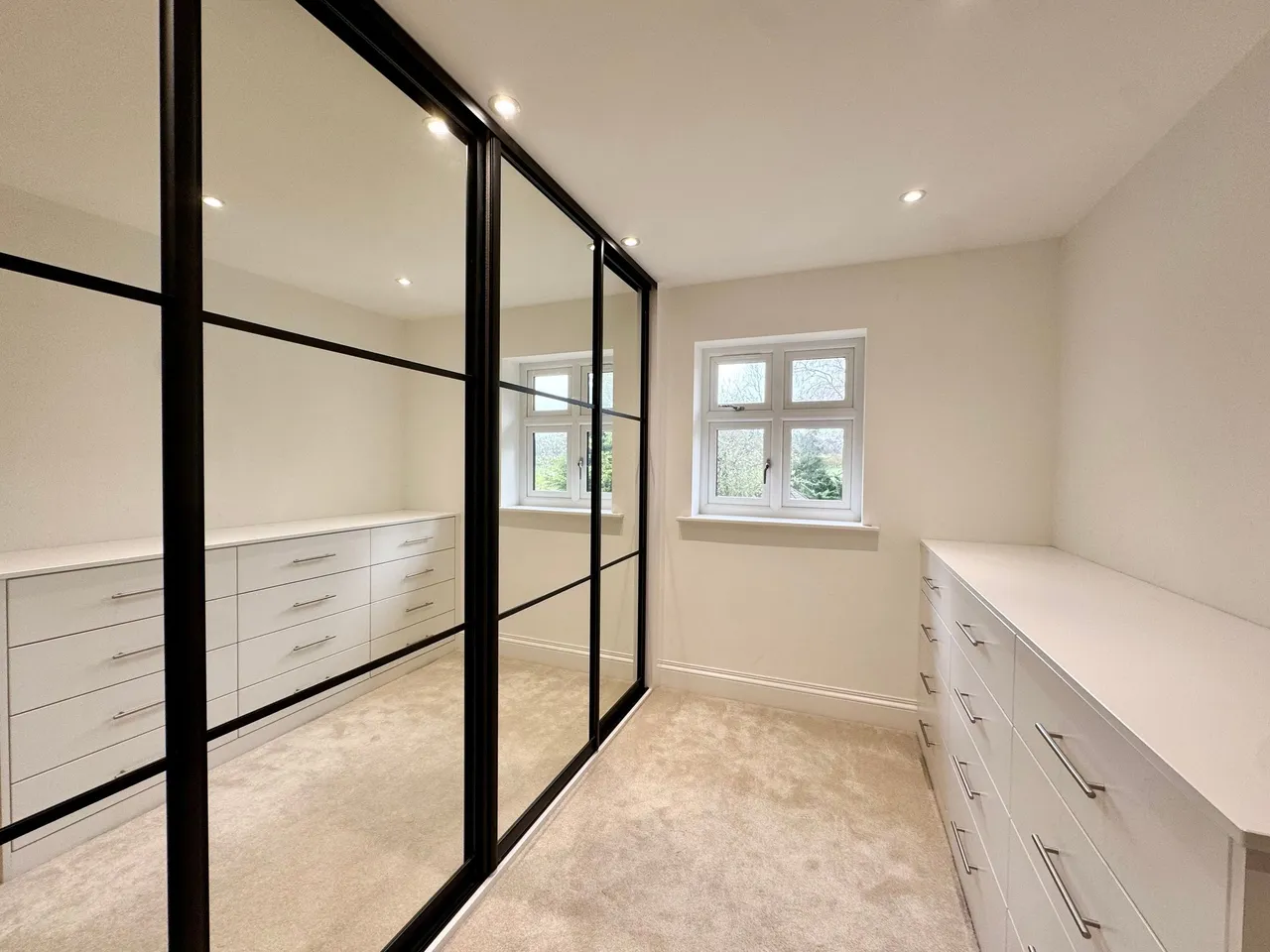Brooks Drive, Hale Barns, WA15, photo 22