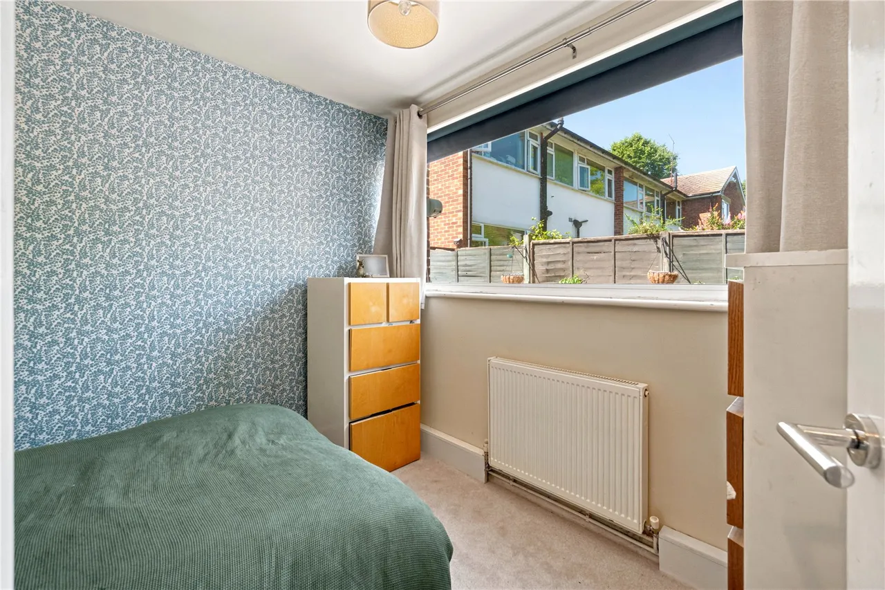 Belvedere Close, Teddington, TW11 0NT, photo 8