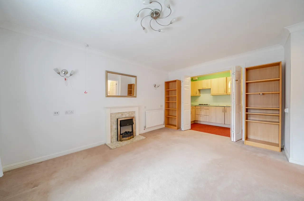 Palace Gate, Odiham, Hook, RG29 1JZ, photo 4