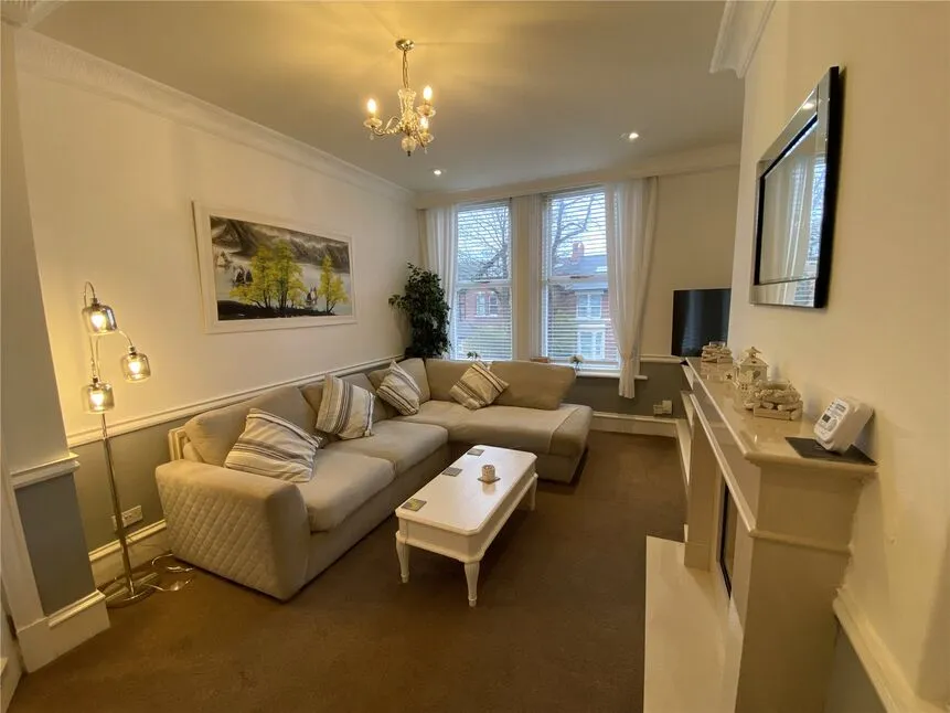2 bed flat to rent, Fern Avenue, Jesmond, NE2
