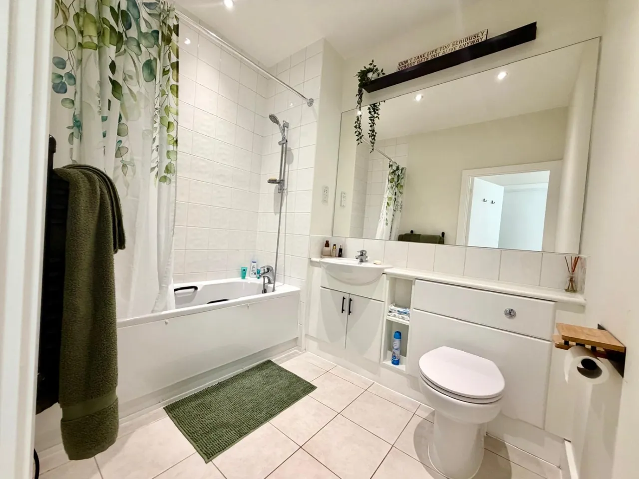 Guildford Street, Surrey Chertsey, KT16, photo 5