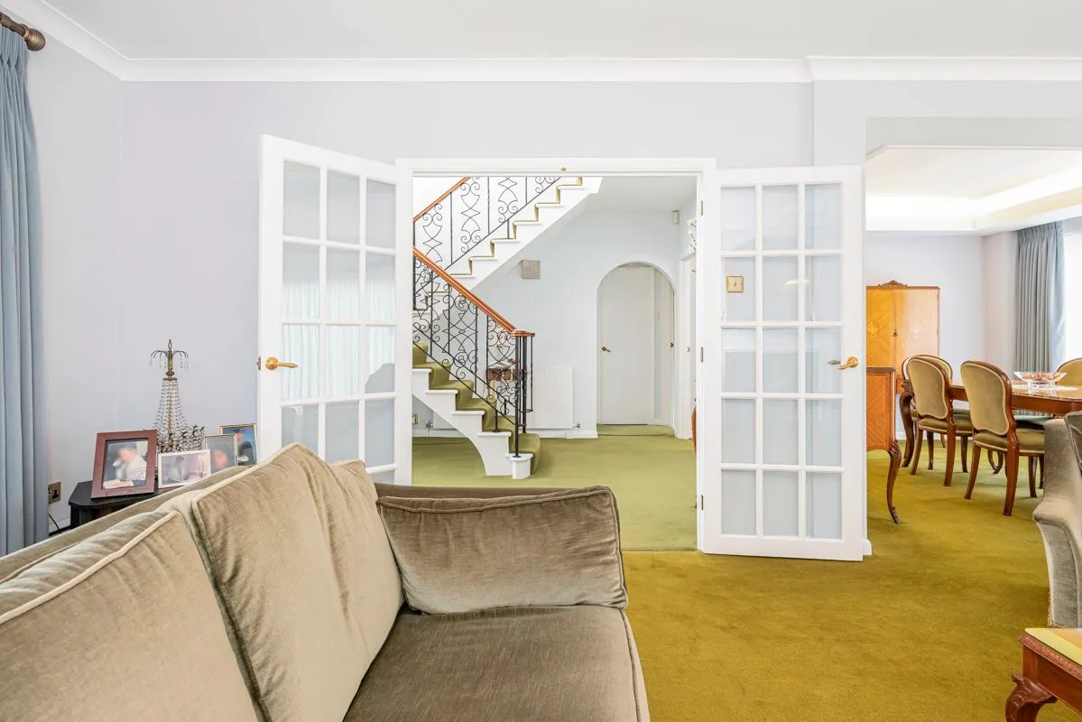 Hainault Road, Chigwell, Essex, IG7 5DL, photo 6