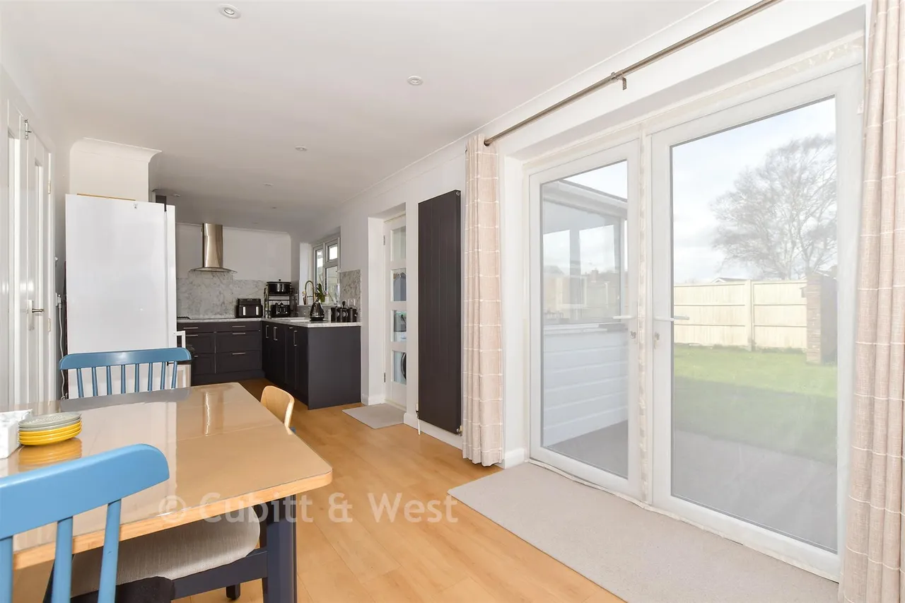Spinney Walk, Barnham, PO22, photo 6