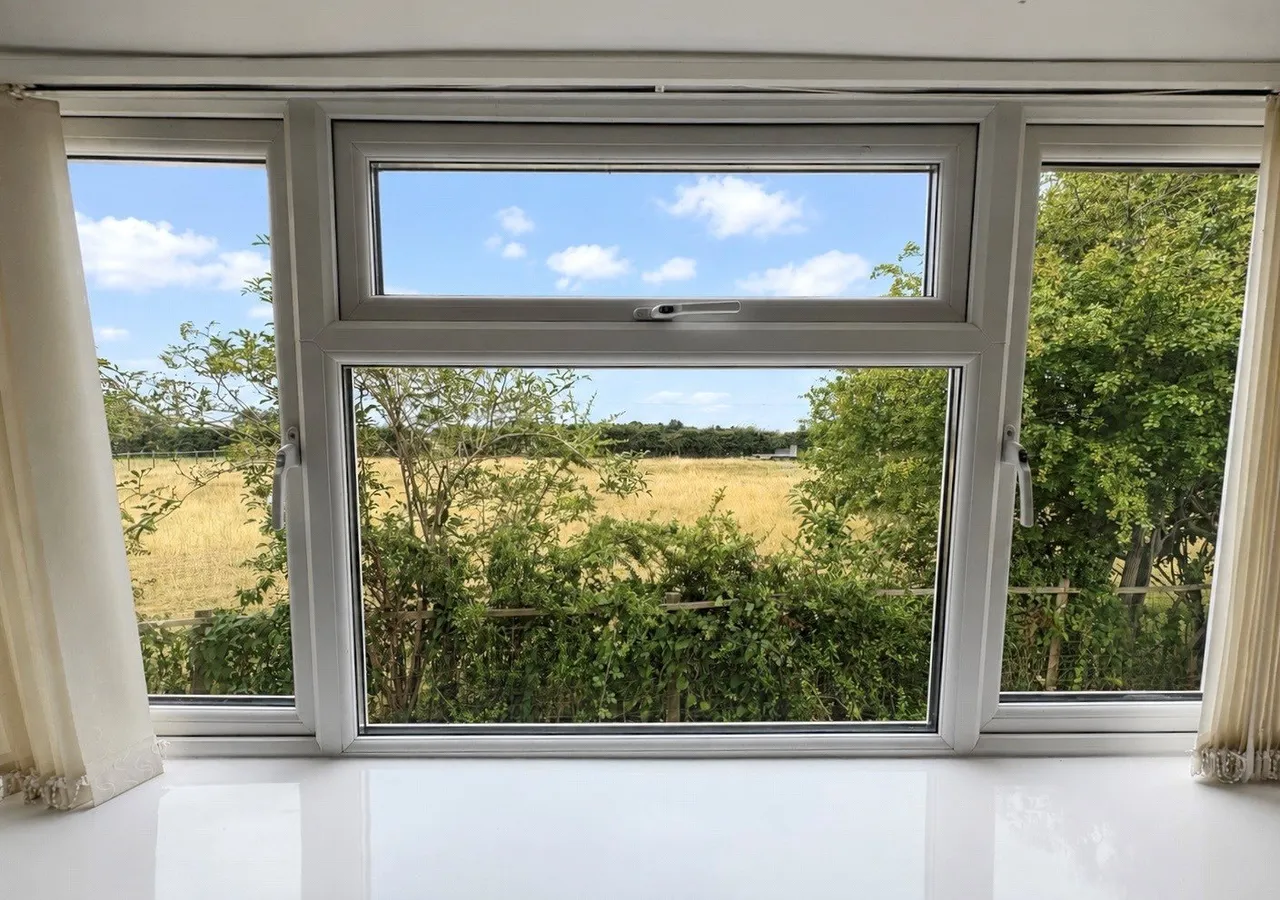 Long Furlong Park, Gloucestershire, Gotherington, GL52 9FA, photo 2