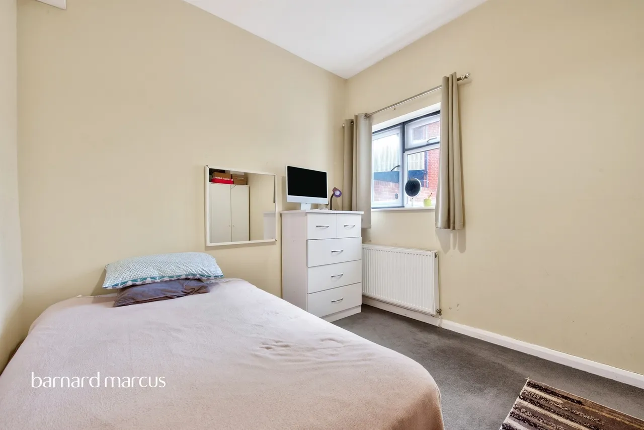 Manorgate Road, Kingston Upon Thames, KT2, photo 4