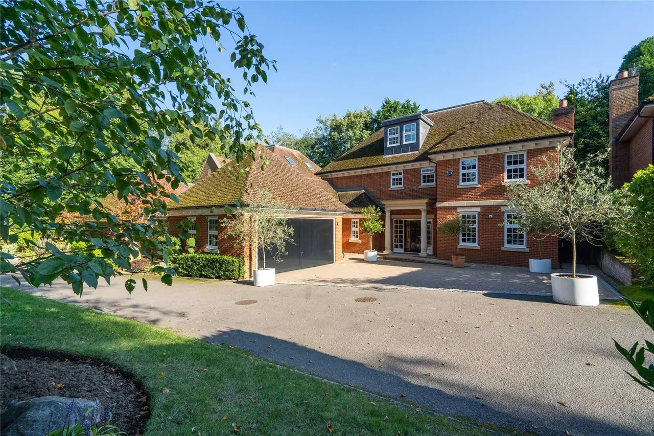7 bed house for sale — The Clump, Rickmansworth, Hertfordshire, WD3 4BB
