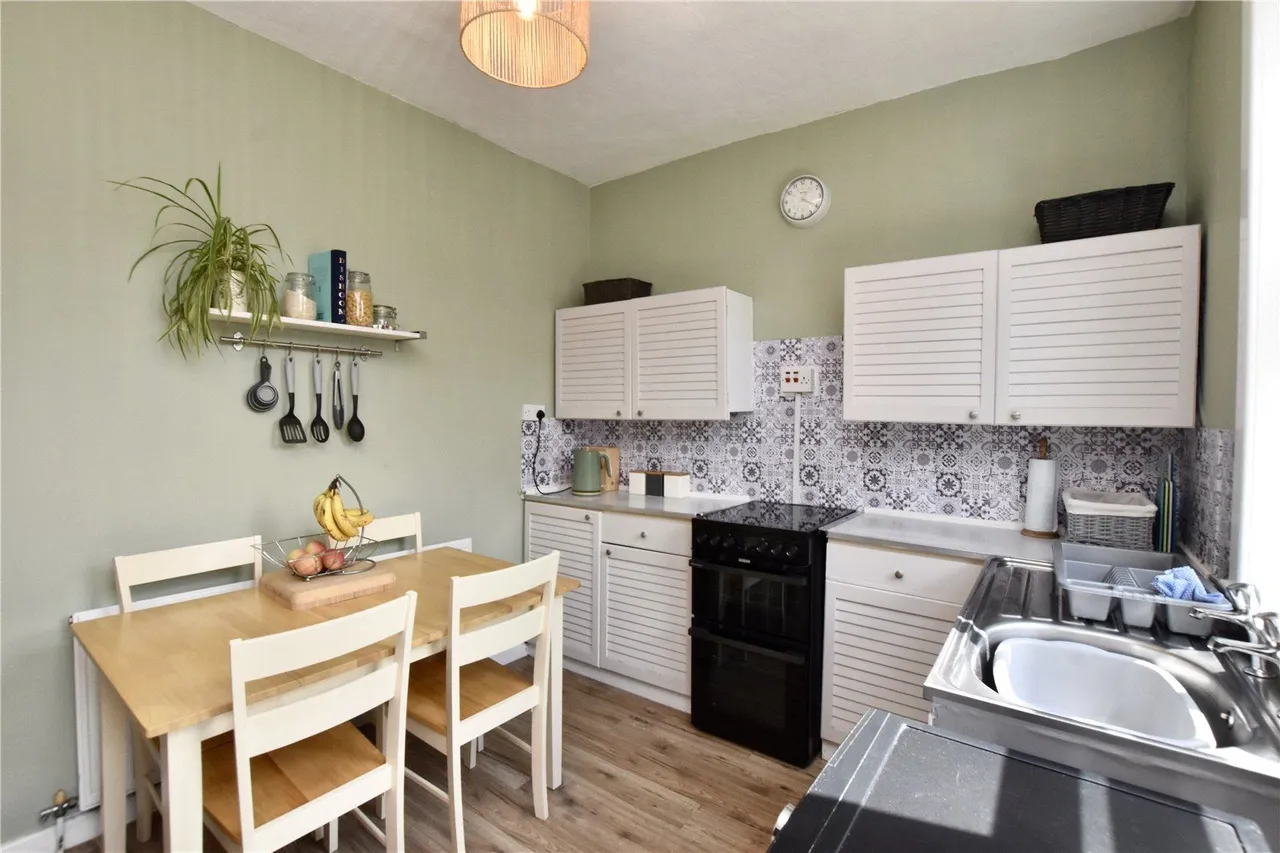 Newall Street, Littleborough, OL15, photo 4