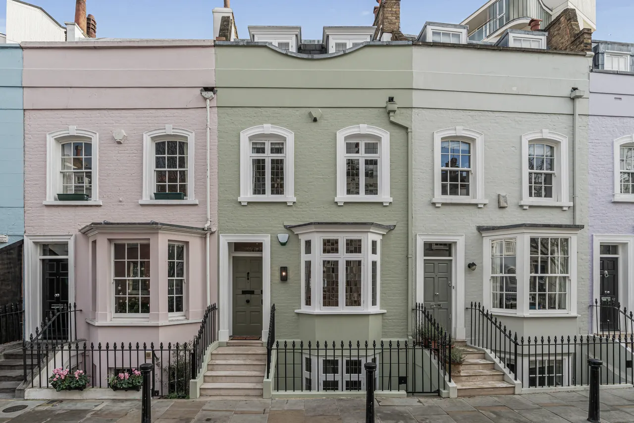 3 bed house to rent — Bywater Street, Chelsea, London