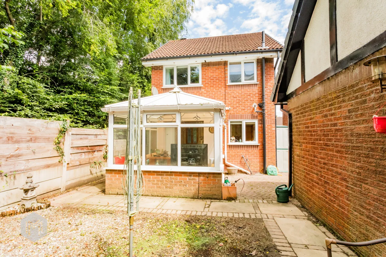 Midford Drive, Bolton, BL1 7LY, photo 19