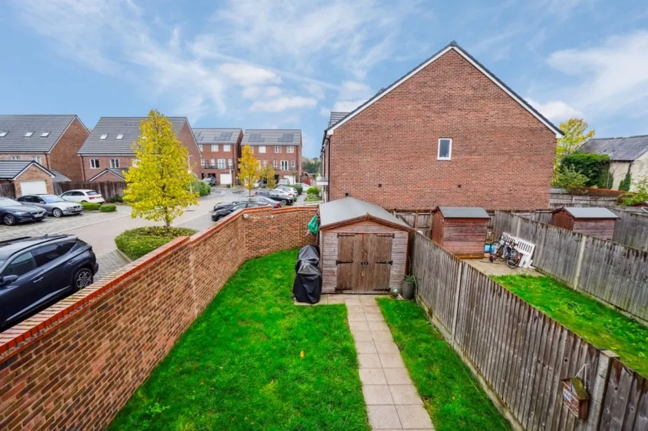 Masterman Place, Uxbridge, UB10, photo 20