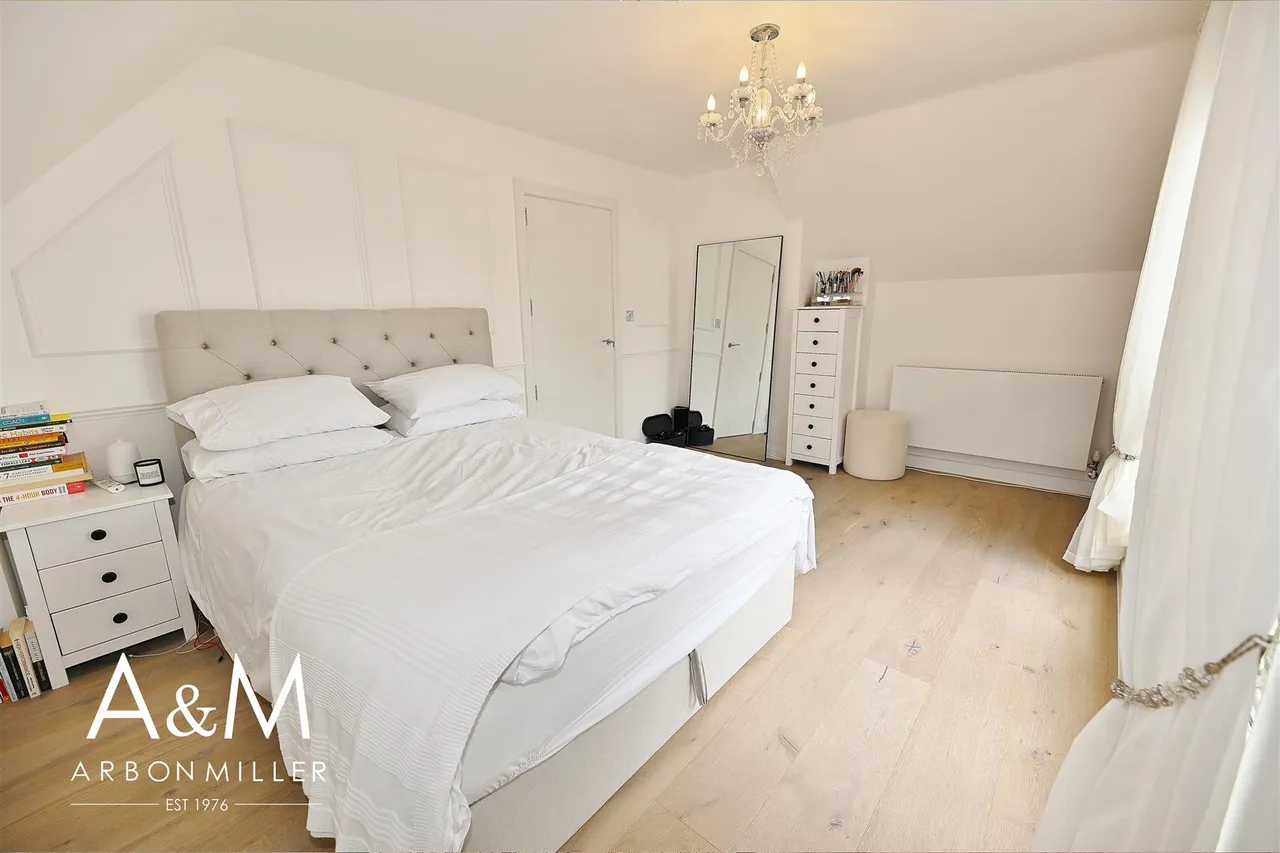 Cannonhall Court Netley Road, Essex Newbury Park, IG2, photo 10