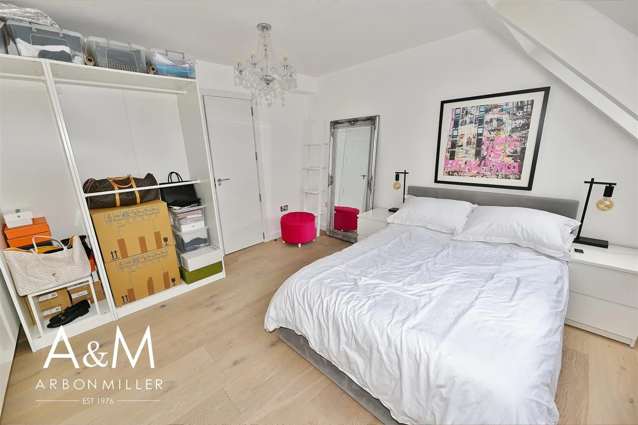 Cannonhall Court Netley Road, Essex Newbury Park, IG2, photo 15