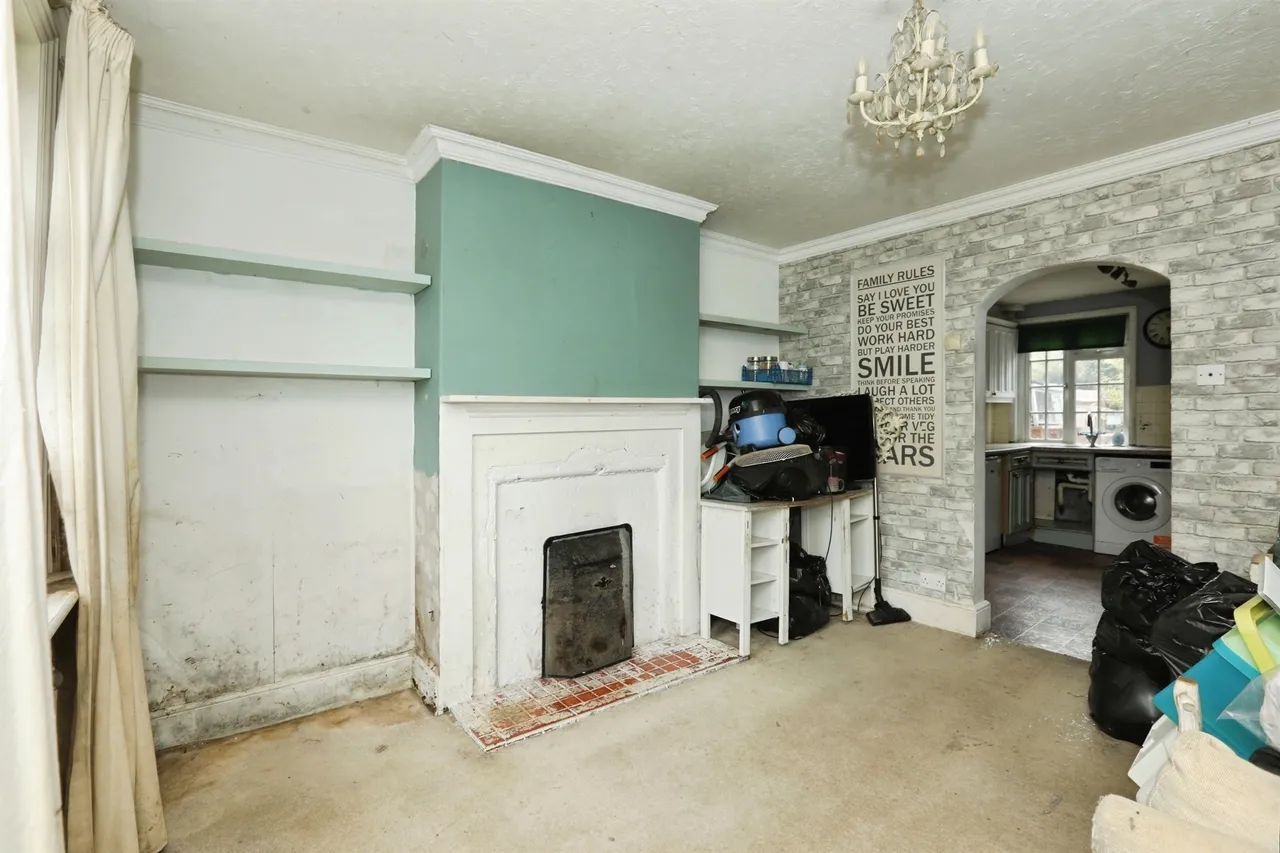 Elm Grove, Cowfold, RH13, photo 2