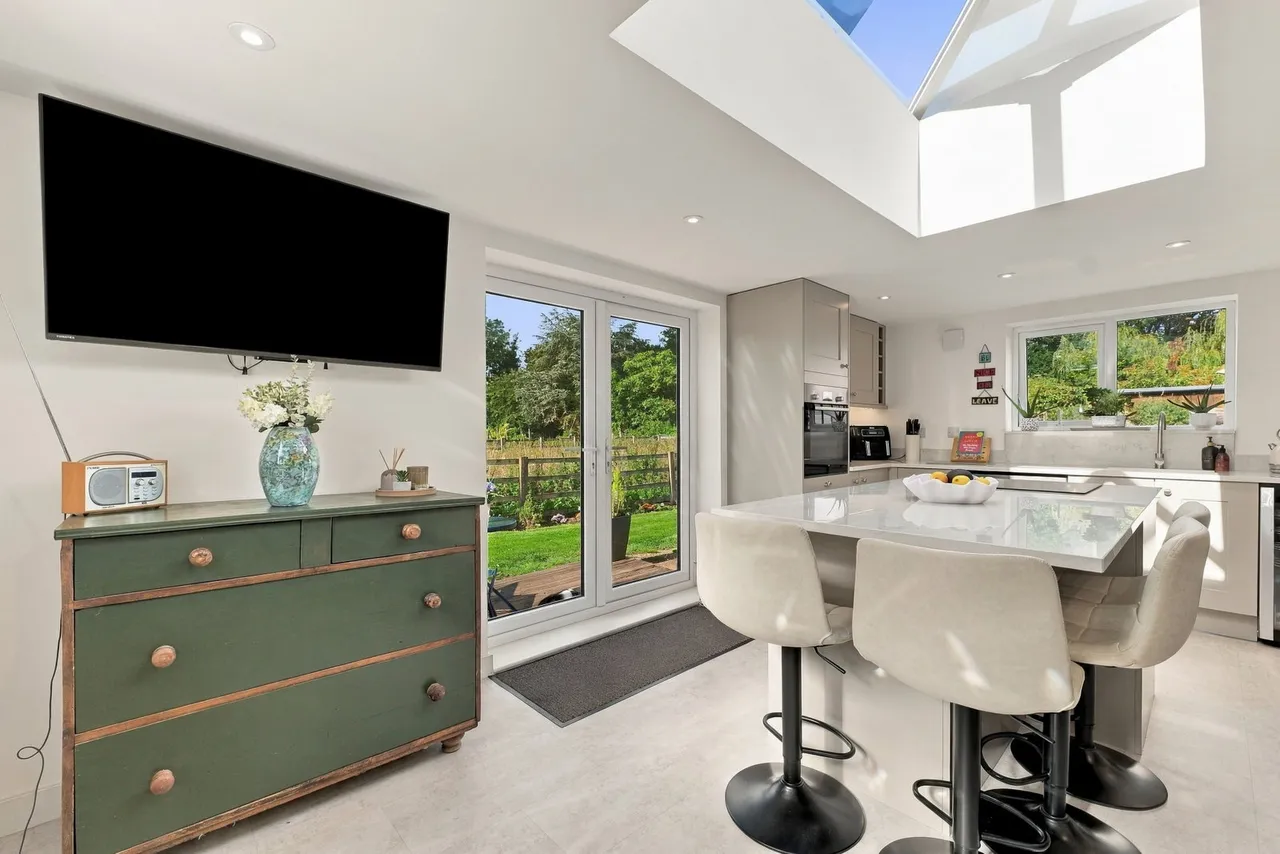 Croft View in Edingley, Character Cottage with Countryside Views & Separate Parking, photo 4