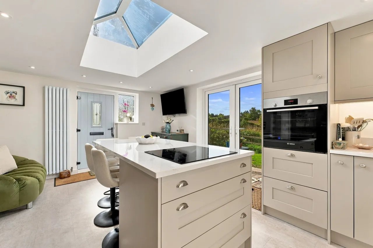 Croft View in Edingley, Character Cottage with Countryside Views & Separate Parking, photo 6