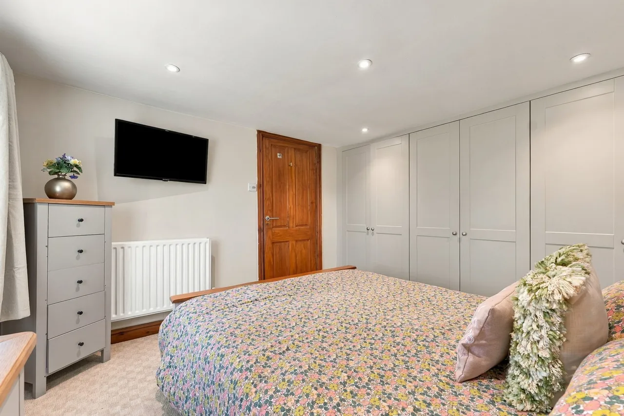 Croft View in Edingley, Character Cottage with Countryside Views & Separate Parking, photo 19