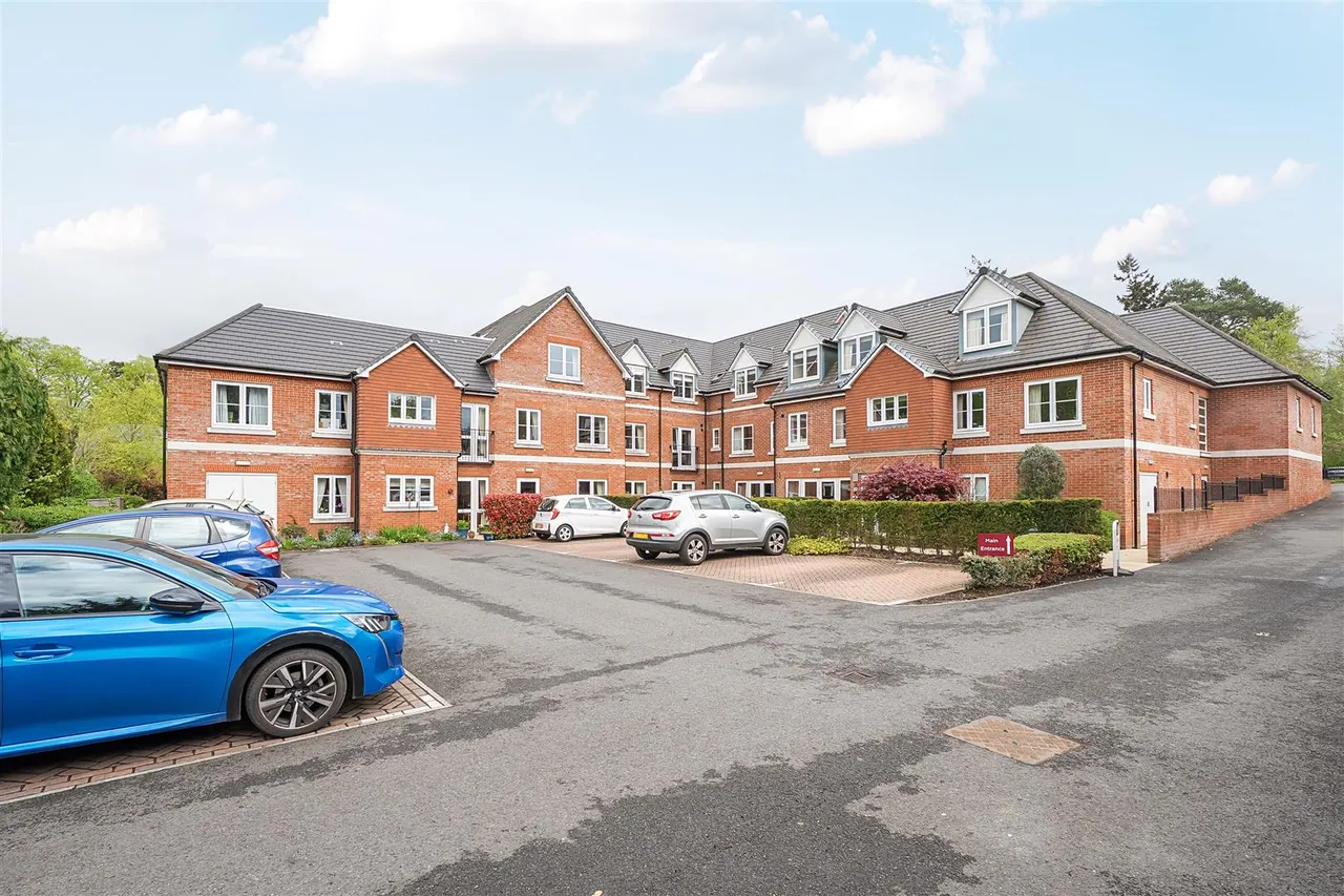 Leatherhead Road, Ashtead, KT21, photo 14