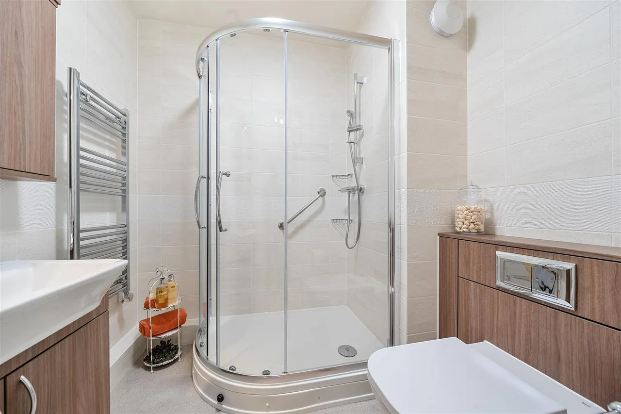 Leatherhead Road, Ashtead, KT21, photo 9
