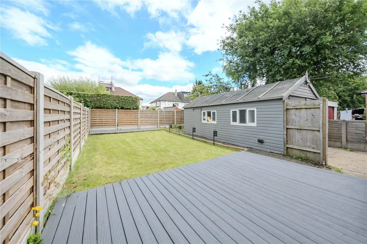 Buckstone Grove, Leeds, LS17, photo 8